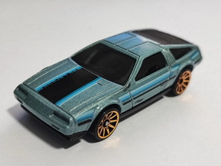 DMC DeLorean