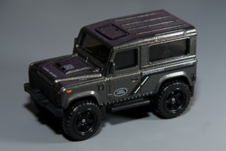 Land Rover Defender 90