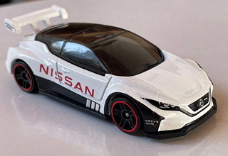 Nissan Leaf NISMO RC_02