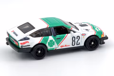 Alfa Romeo GTV6 3.0 JBL16 back