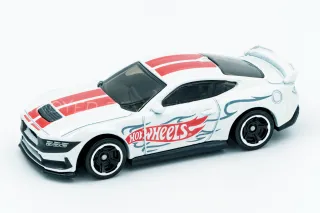 Ford Mustang Dark Horse