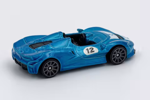 McLaren Elva Back