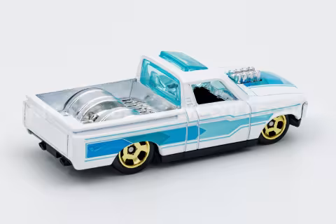 Custom '72 Chevy LUV Back