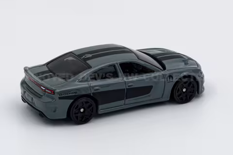 '15 Dodge Charger SRT back