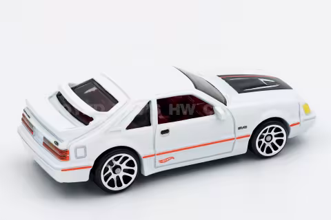 '84 Ford Mustang SVO back
