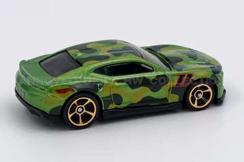 '18 Camaro SS back