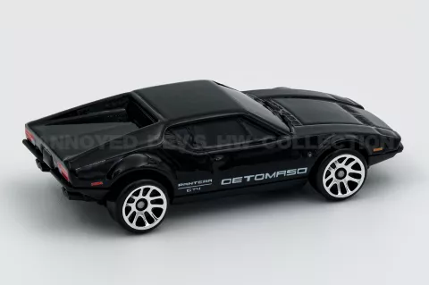 De Tomaso Pantera back
