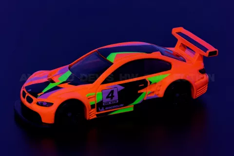 BMW M3 GT2 blacklight