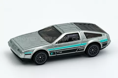 DMC DeLorean