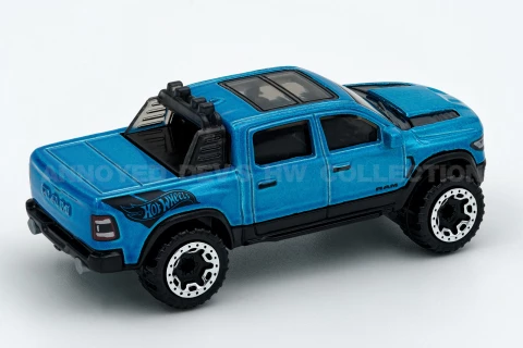 '23 Ram 1500 back