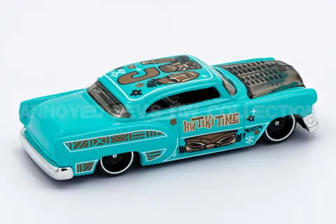 Custom '53 Chevy back
