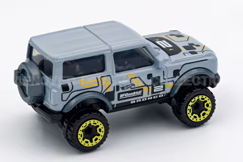 '21 Ford Bronco back