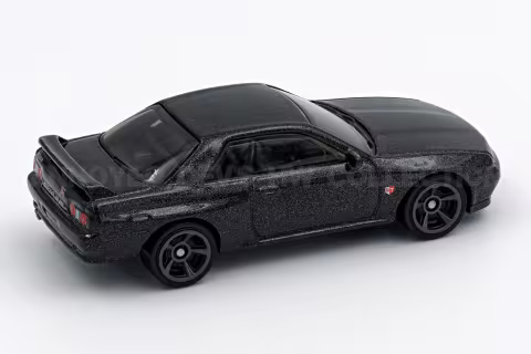 Nissan Skyline GT-R (BNR32) back