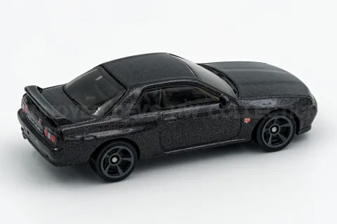 Nissan Skyline GT-R (BNR32) back