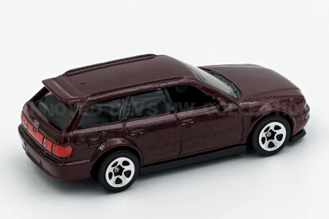 '94 Audi Avant RS2 back