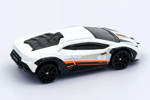 Lamborghini Huracán Sterrato back