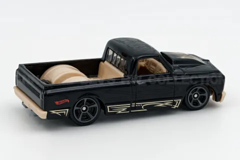 '67 Chevy C10 back
