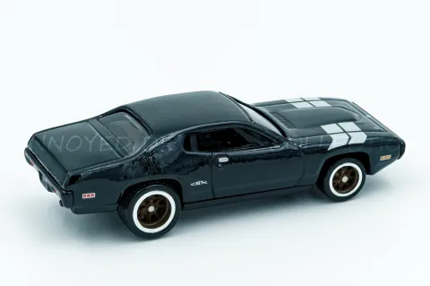 '71 Plymouth GTX back