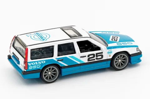 Volvo 850 Estate back