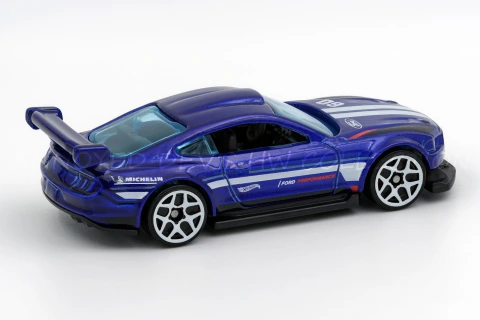 Custom '18 Ford Mustang GT back