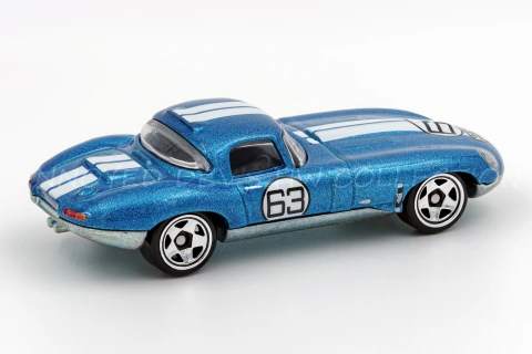 Jaguar Lightweight E-Type back