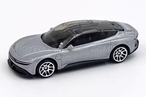 2022 DeLorean Alpha5