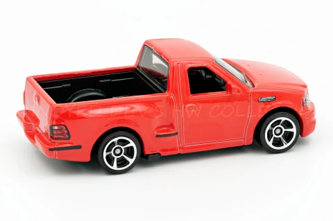 '99 Ford F-150 SVT Lightning back