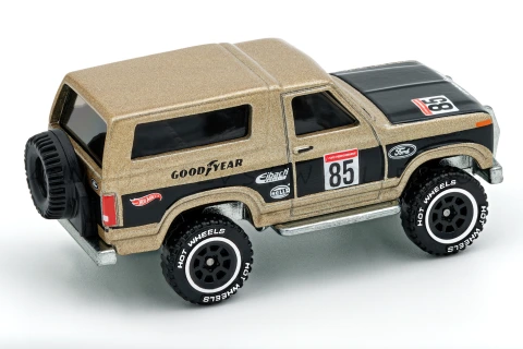 1985 Ford Bronco back