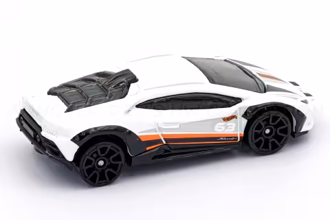 Lamborghini Huracán Sterrato back