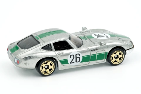 Toyota 2000GT JLB26 back