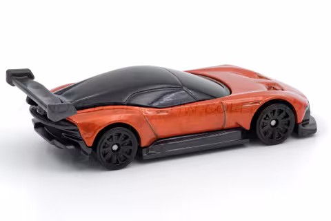 Aston Martin Vulcan HFV80 back