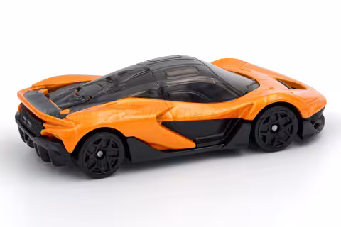 McLaren W1 HYW41 back