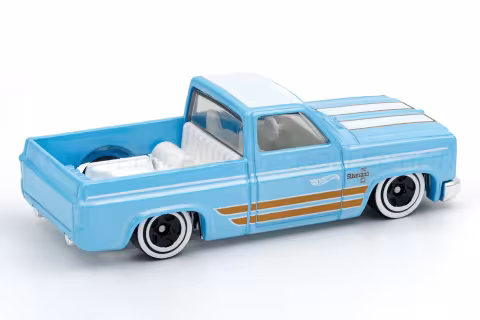 '83 Chevy Silverado HYY91 back
