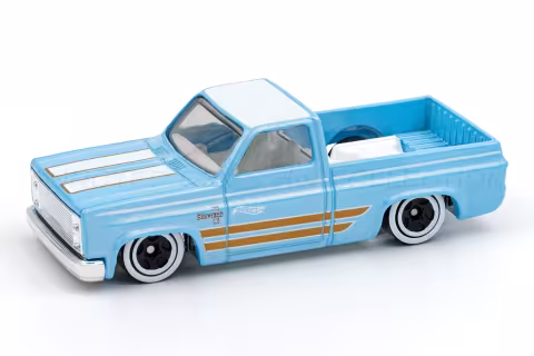 '83 Chevy Silverado HYY91