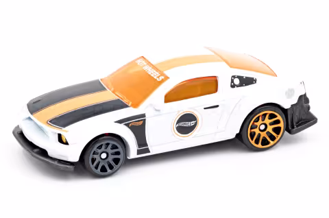 2005 Ford Mustang JLB24